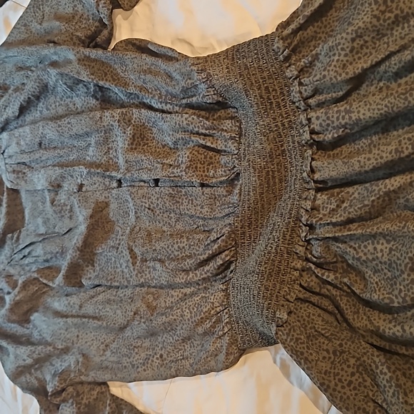 Dress - Picture 2 of 4